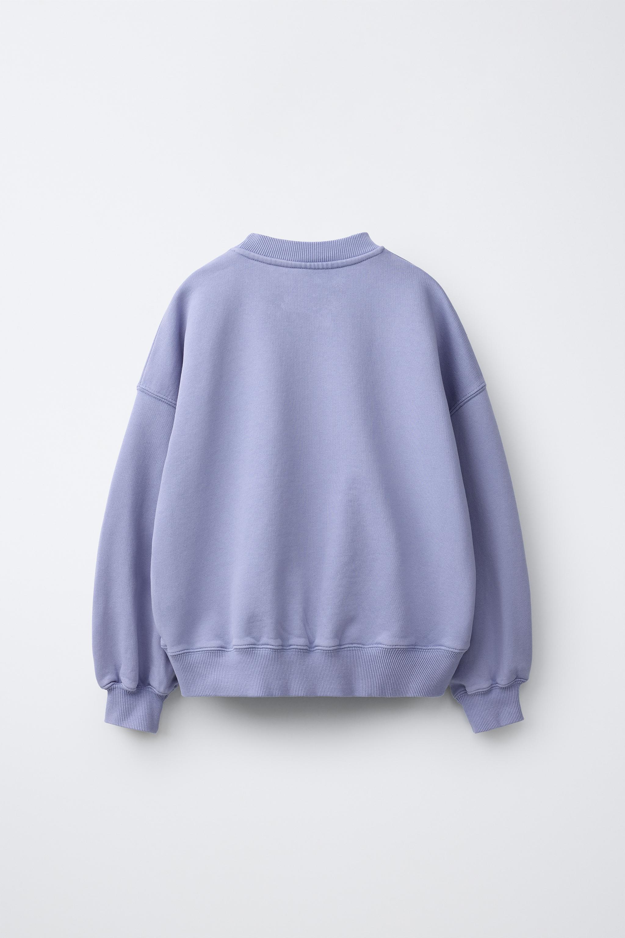 EMBROIDERED FLOWER SWEATSHIRT